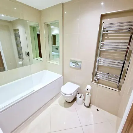 Modern Hyde Park Home With Private Entrance & Private Back Patio Near Bayswater & Paddington Stations Londres Exterior foto
