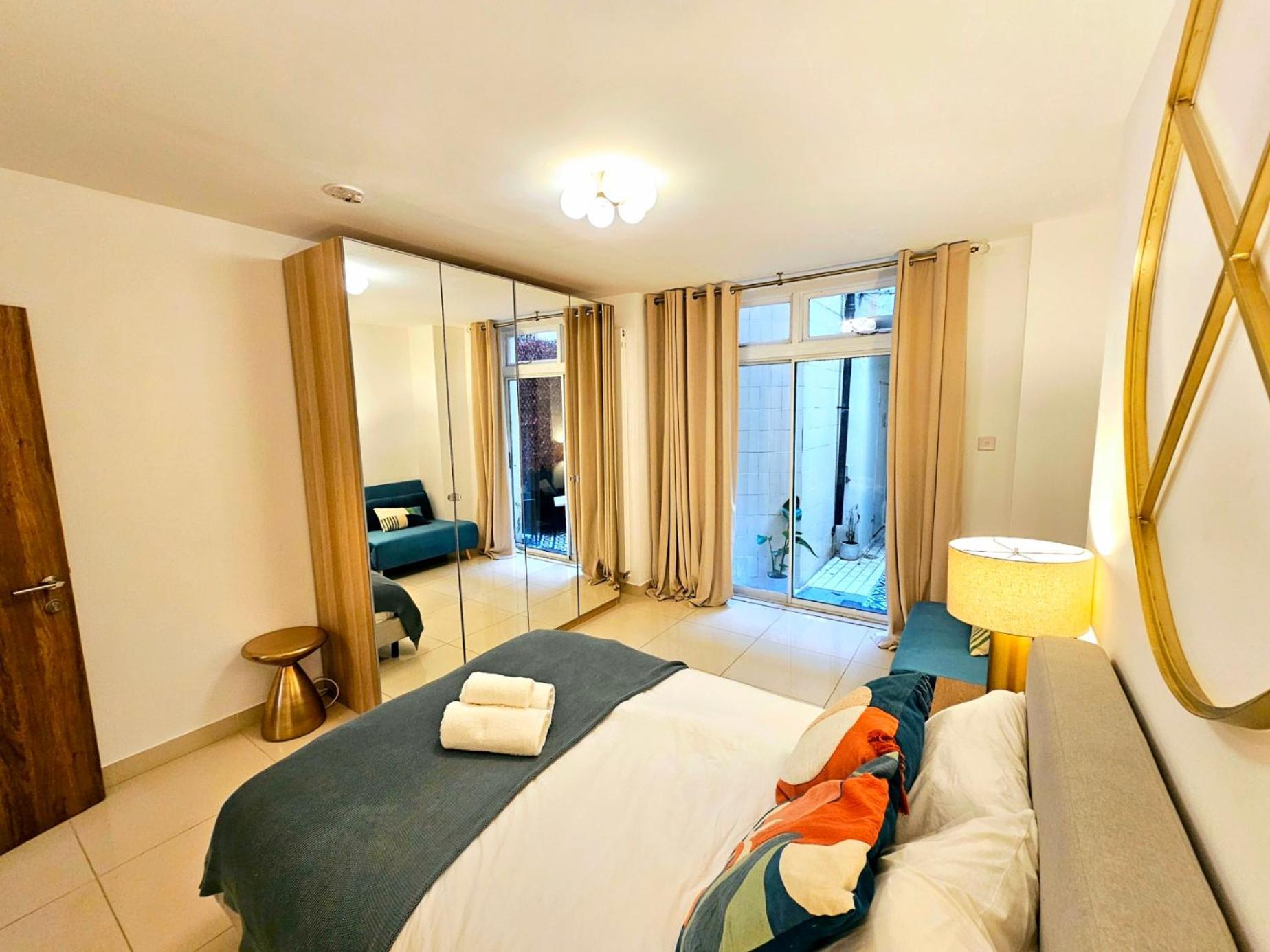 Apartamento Modern Hyde Park With Private Entrance & Private Back Patio Near Bayswater & Paddington Stations Londres