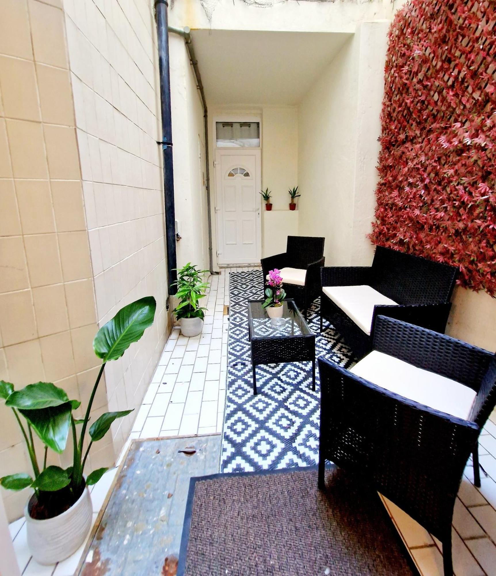 Modern Hyde Park With Private Entrance & Private Back Patio Near Bayswater & Paddington Stations Apartamento *